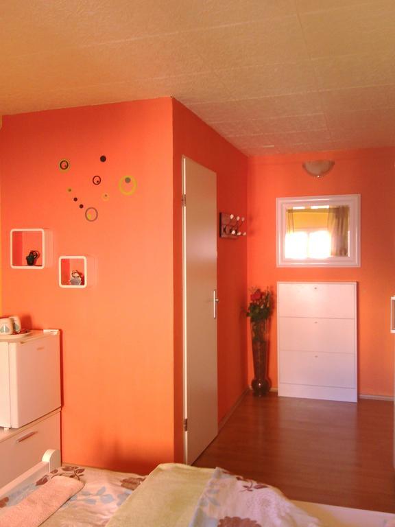 רייקה Studio And Rooms Korzo חדר תמונה