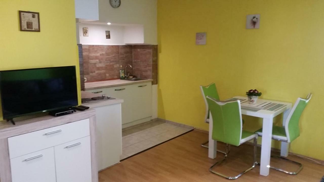 רייקה Studio And Rooms Korzo מראה חיצוני תמונה